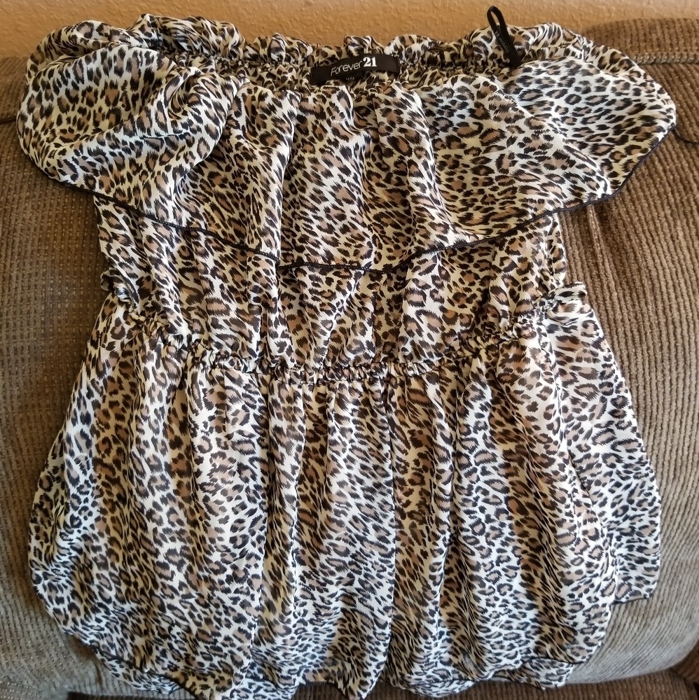 Forever 21 Strapless top